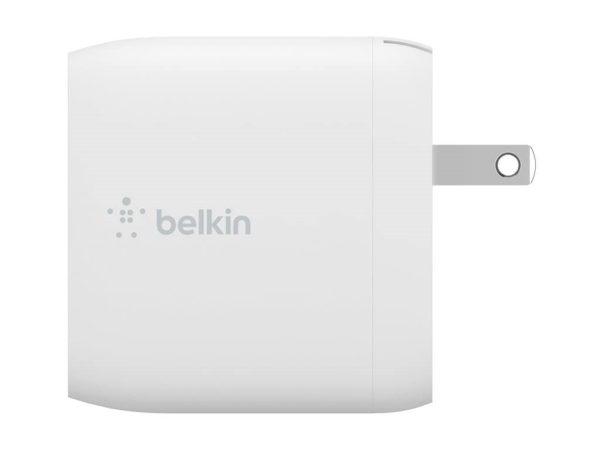 Belkin BoostCharge Dual USB-A Wall Charger 24 Watt + USB-A to Micro-USB cable - Power Adapter – Image 6